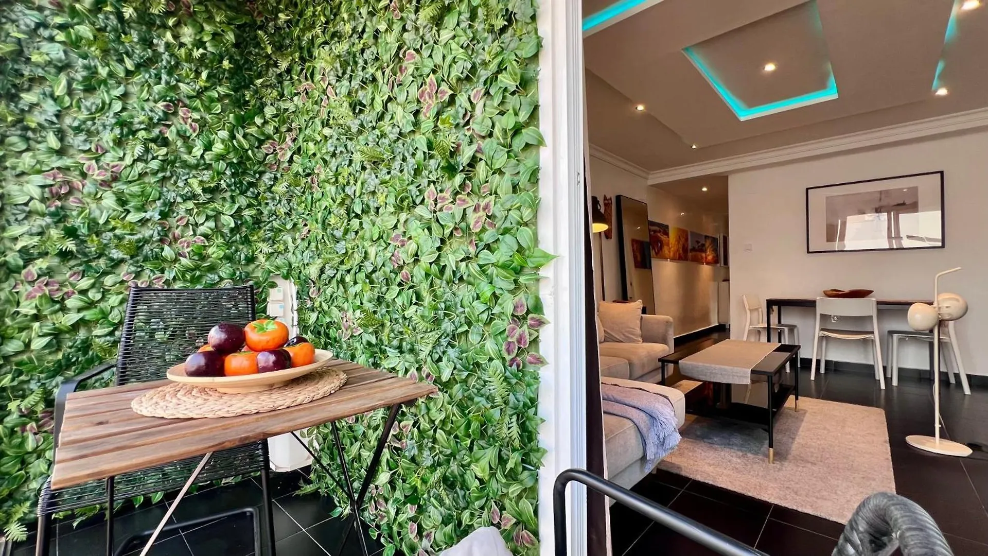 Cool, Modern And Snug 3Br Apartment Peachy Stays Malaga