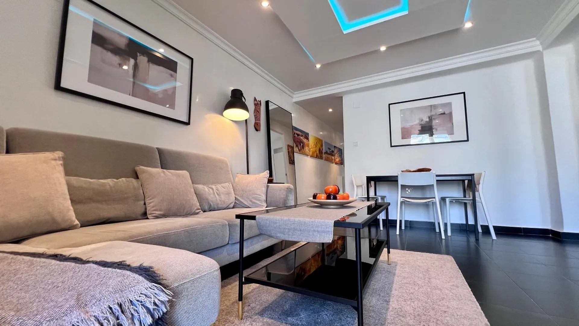 Cool, Modern And Snug 3Br Apartment Peachy Stays Malaga Spain