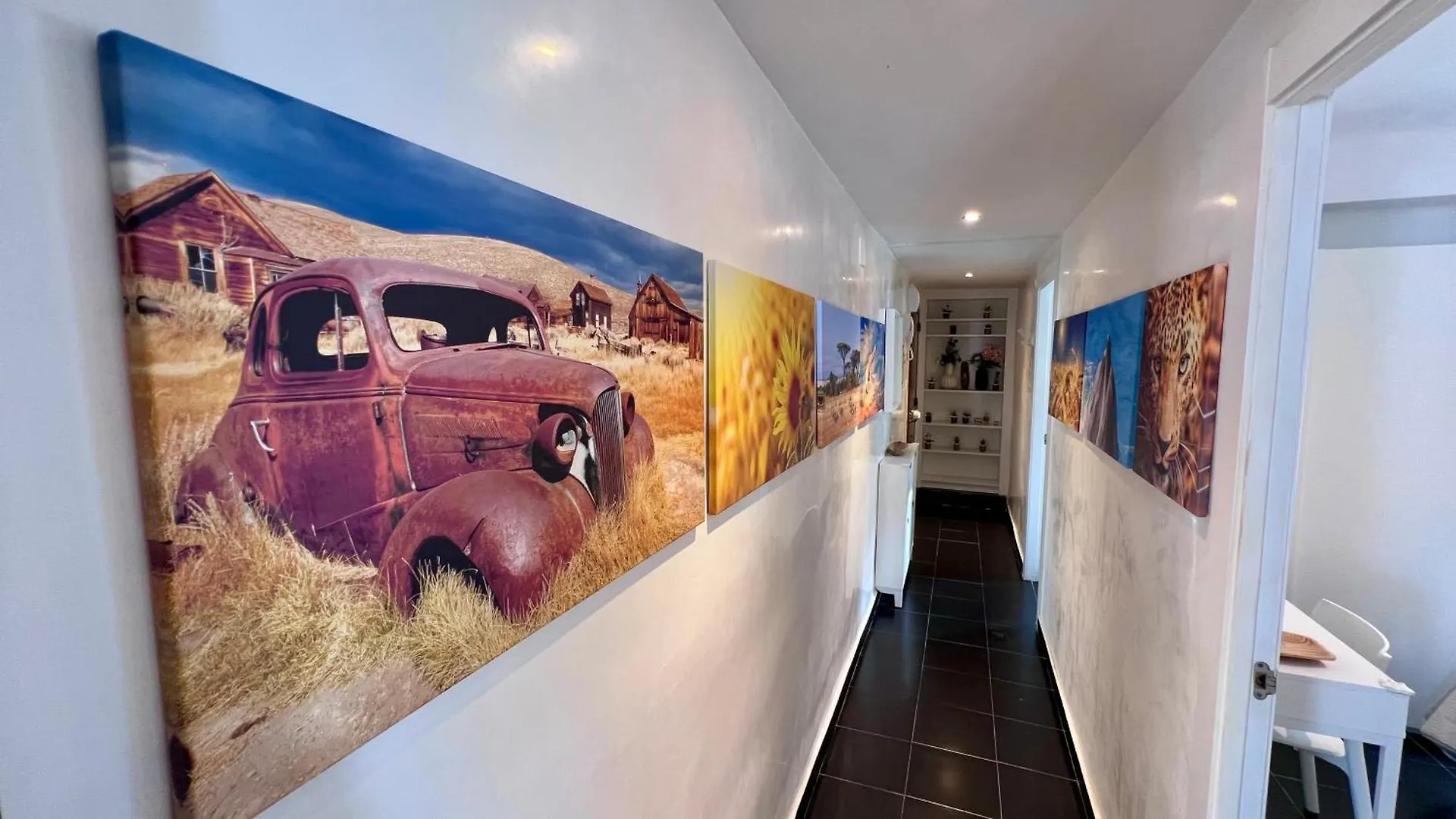 Cool, Modern And Snug 3Br Apartment Peachy Stays Malaga Spain