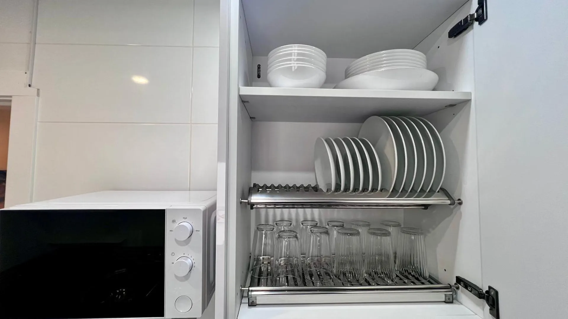 Cool, Modern And Snug 3Br Apartment Peachy Stays Malaga 0*,  Spain