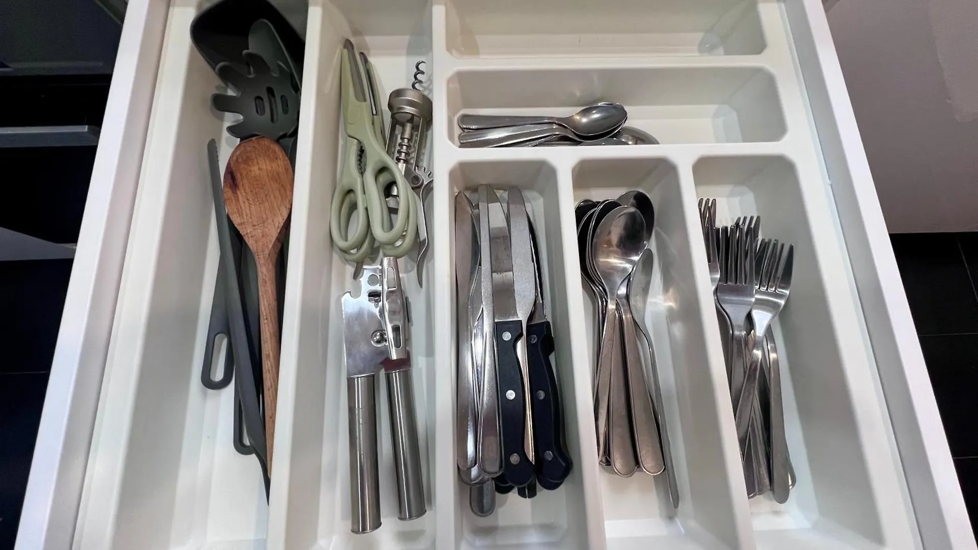 Cool, Modern And Snug 3Br Apartment Peachy Stays 말라가